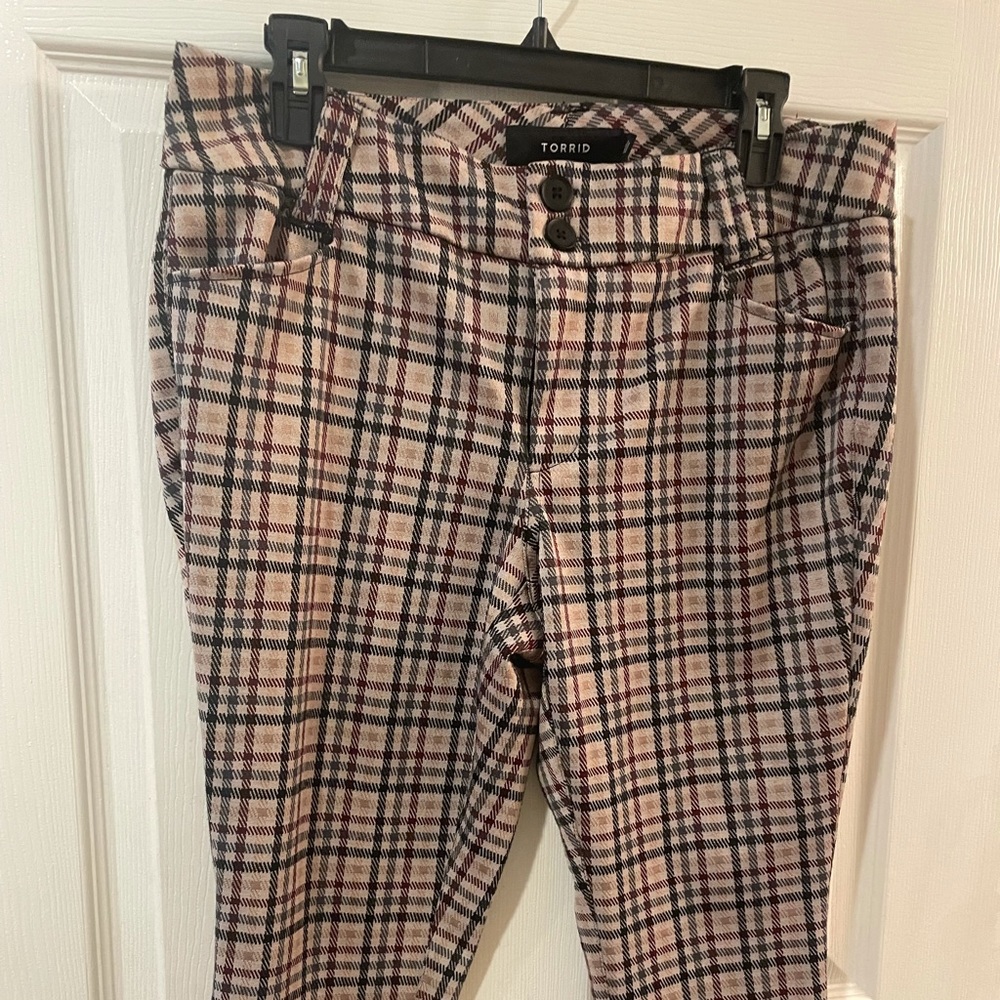 Torrid 00 ankle length pants